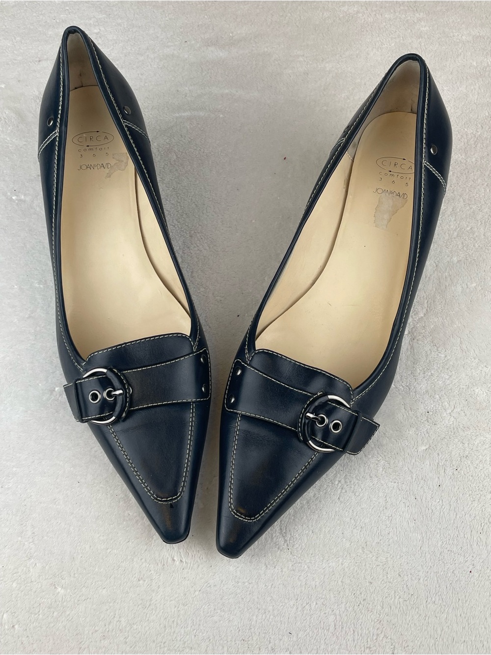 Joan & David Women's Navy Pointed Toe Kitten Heels